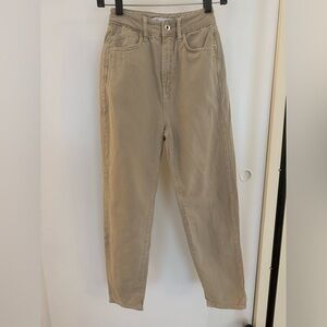 Used Zara jeans in khaki-Size 0